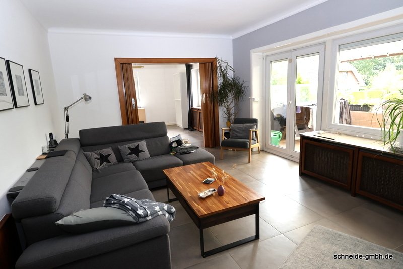Großzügige Erdgeschosswohnung mit 2,5 Zimmern und sonnigem Balkon - Photo 2