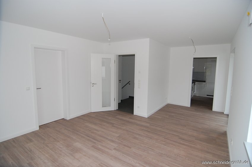 3‑Zimmer‑Erdgeschoss/Souterrain‑Wohnung mit Terrasse - Photo 1