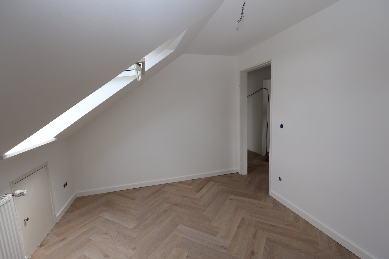 Frisch modernisierte 2,5-Zimmer-Wohnung im Dachgeschoss - Photo 5