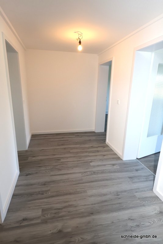 Modern renovierte 2-Zimmer-Wohnung im Souterrain mit Terrasse - Photo 3