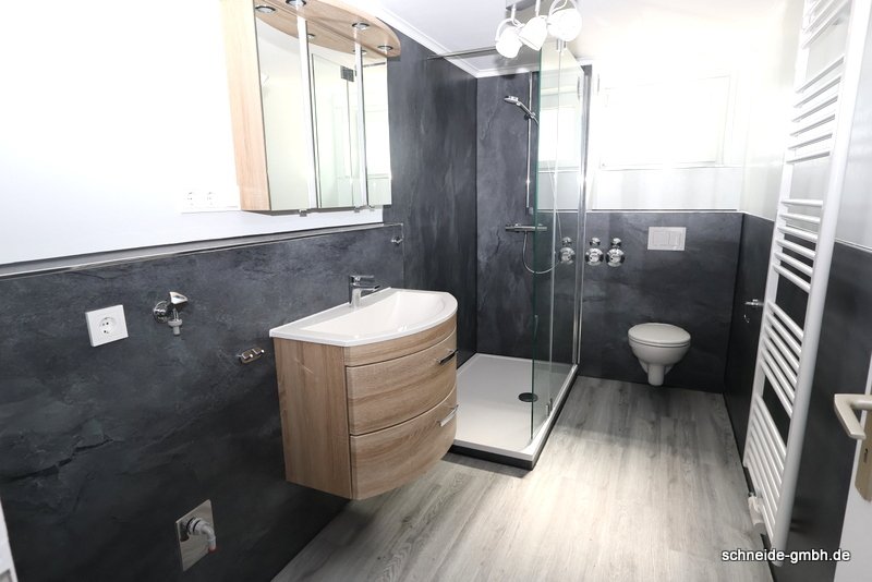 Modern renovierte 2-Zimmer-Wohnung im Souterrain mit Terrasse - Photo 5