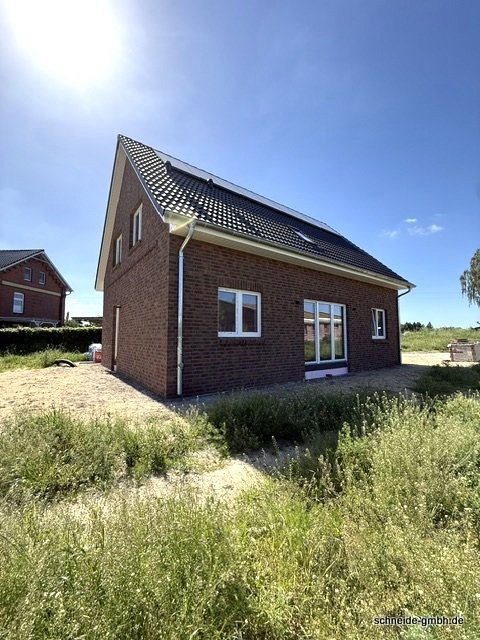 Modernes 5 Zi.-Neubau EFH mit LWP und Terrasse und Gartenbereich - Photo 3