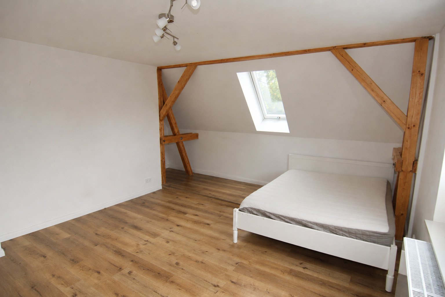 Ansprechende 4‑Zimmer‑Wohnung mit eigenem Gartenbereich - Photo 4